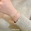 Artículo Popular de Xiaohongshu: Pulsera de Flor Tachonada con Diamantes y Perla Blanca, Elegante y Lujosa, de Nicho, Exquisita, de Moda, Pulsera de Gama Alta