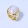 Anillo Retro Francés de Imitación de Perlas Mapebe para Mujer, Lujo Ligero, Moda Exquisita, Personalidad para el Trabajo, Joyería de Mano con Diseño de Nicho