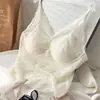 Camisola de Encaje Puramente Romántica con Hermoso Diseño en la Espalda, Estilo Delgado de Verano, Para Usar en Capas, Top Interior con Almohadillas en el Pecho y Sujetador de Copa Fija