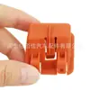 Adequado para Skoda MK2 2004-2012 2013 suporte de carro de plástico Clipe da haste 1U0823570A
