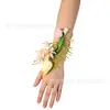Suministros para bodas flor de muñeca decoración de flor de muñeca decorativa a juego con disfraz navideño tulipán artificial combinación de flores pequeñas decoración