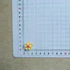 Flor Colorida Versátil Transparente de Cinco Pétalas Pequenos Acessórios DIY Cordão de Miçangas Artesanal Charms para Sapatos Chaveiro Garrafa de Água Direto do Fabricante