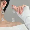 Brincos de Franja Geométricos Refrescantes em Formato de Cubo de Gelo de Alta Transparência, Brincos de Design de Nicho Simples e Elegantes de Alta Qualidade