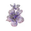 Broche Popular Transfronteiriço Resistente Inlaid com Zircônia Gradiente Broche de Borboleta e Flor, Broche de Acessório de Roupa de Moda de Luxo Leve de Alta Qualidade
