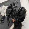 Bolso de Axila para Mujer 2026 Nuevo Estilo Moda de Gama Alta Diseño de Nicho Popular en Internet Bolso de Hombro Único Cruzado Plegado