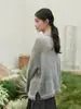 Suéter de Tricô Polo com Gola Xadrez e Franjas de Mohair para Mulheres, Outono 2026, Top com Silhueta Solta e Casual na Gola