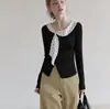 Camiseta de manga larga estilo coreano de Forever21 con cuello de lunares, diseñada para otoño, con corte ajustado, silueta favorecedora y abertura asimétrica