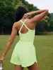 Nova Saia de Tênis com Sensação de Segunda Pele da Amazon para Mulheres, Secagem Rápida, Absorvente de Suor Macacão Esportivo, Costas Abertas Cruzadas Sem Mangas Roupa de Yoga
