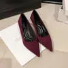 Zapatos de tacón de aguja de ante verde oliva con punta fina, modelo nuevo 2026, cómodos, de tacón alto, para estar de pie mucho tiempo y uso versátil en el lugar de trabajo.