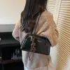 Bolso cruzado de moda casual para mujer, nuevo bolso de hombro retro moderno 2026, bolso de nicho y versátil para mujer