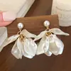 Nuevos Pendientes de Borla de Flor China de Lujo Dulce Elegante de Gama Alta en Acrílico Pendientes de Diseño de Moda Versátiles
