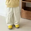 Conjunto de suéter de outono estilo coreano para bebês, tricô fofo com capuz para bebês, calça casual versátil, roupas estilosas para crianças