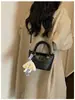 Bolsa Feminina 2026 Chegada Nova de Verão Design de Nicho Versátil Moda Textura Exquisita Pequena Bolsa Quadrada Bolsa de Ombro Transversal Estilo Coreano