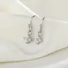 Pendientes de gancho de trébol de cuatro hojas esmeralda, Pendientes de flor de circón modernos y clásicos, Pendientes de diamante pequeño negro sin picazón Transfronterizos