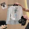 Nueva camiseta de manga larga de verano, corte holgado, estampado de dibujos animados fresco, protección solar, lindo gatito, top dulce para niños