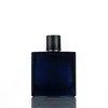 Botella de perfume con pulverizador de color, de 50 ml y 100 ml, de vidrio plano, con degradado azul oscuro.