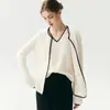 Suéter de cashmere com design estilo francês, conjunto de malha de duas peças com decote em V para mulheres, com acabamento contrastante, um top único e versátil