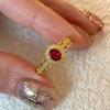 Anel Rosa de Diamante Exquisito Estilo Palácio Versátil Feminino Zircônia Elegante Sobreposto Desgaste de Nicho Avançado Luxo Leve Aberto Desgaste Sobreposto Novo Produto