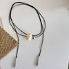 Colar Pingente Fruta Marfim Estrela Outono e Inverno Feminino Joias com Senso de Alto Padrão Acessórios de Luxo Leve de Nicho Novos Produtos