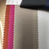 Stock Listo Tejido Flocado Autoadhesivo Base de Seda Pelo Corto Base de Nylon Venta Directa de Fábrica Textura de Terciopelo Grabado Terciopelo Cálido