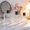 Estilo Simples Frasco de Perfume Quadrado Fundo Grosso Vidro Borrifador Tampa Preta Portátil Decantador de Perfume Múltiplas Capacidades Disponíveis