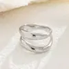 Moda Luz Luxo Dupla Camada Oco Anel Coreano Simples Nicho Design Elegante Aço Titânio Mão Jóias Fábrica Venda Direta