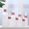 Botella de vidrio blanco mate de 10 ml para aceite esencial al por mayor, botella con gotero de cabeza de plástico, botella para presionar esencia, subbotella de muestra cosmética
