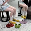 Zapatos Mary Jane Planos de Cuero Genuino para Mujer en Stock, Suela Plana, Adecuados para Faldas, Estilo Vintage con una Hebilla Única, Boca Baja, Diseño Sencillo