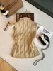 Chaleco de Punto de Cuello Alto Estilo Old Money Retro para Mujer Sencillo Sensación Relajada Otoño 2026 Nuevo Top sin Mangas Ajustado