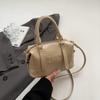 Bolso Satchel Casual para Viajero Urbano Bolso Boston para Mujer Verano 2025 Nueva Textura Letra en Relieve Bolso Bandolera