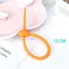 Venta al por mayor de fabricantes de bridas de datos multifuncionales con diseño de hebilla tipo pasador reutilizable para cables de red, hechas de silicona
