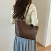 Bolsa de hombro tejida de gran capacidad para mujeres jóvenes, versátil para el uso diario, estilo coreano, verano, nueva bolsa de oficina 2026