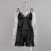 Ropa de Casa para Mujer Otoño 2026 Nuevo Conjunto de Dos Piezas de Camisola y Shorts con Ribete de Encaje Estilo Europeo y Americano Pijama Sexy de Seda Helada