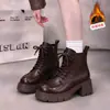 Vestido corto para niña. Botas Martens Mujer 2026 Invierno Nuevas Suela Gruesa Tacón Alto Adelgazantes Estilo Británico Retro Botines con Forro de Terciopelo