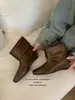 Botas versátiles retro de cuero suave con punta cuadrada, botines 2026 para mujer, plegables para primavera y otoño, nuevo estilo de moda con diseño oculto para aumentar la altura