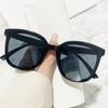 Nuevas Gafas de Sol Gm Calientes para Mujer Sentido de Alta Gama Gafas de Sol Estilo Coreano Mismo TikTok Celebridad de Internet Moda Marco Grande Espejo Brillante