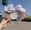Agente de Compras da Disney para Faixas de Cabelo Shelliemay, Faixas de Cabeça de Pelúcia com Laço do Ursinho Duffy Fofo, Acessórios de Cabelo para Lavar o Rosto de Parque de Diversões