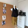 Top Elegante Urbano Feminino com Decote em V e Gola Halter, Sem Mangas, Slim-Fit, com Cós Elástico de Seda de Cobre Amônia