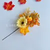 Flores Artificiais Mais Vendidas no Exterior, Folhas de Bordo de Outono para Halloween, Venda Direta do Fabricante, Folhas de Bordo Artificiais para Decoração de Fotografia de Festival da Colheita