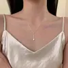 Collar de Gota de Agua Estilo Antiguo Mar de la Luna Diamante Brillante Clavícula Temperamento de Alta Gama Nicho Diseño Retro Francés