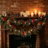 Luces de guirnalda LED de pino y ciprés navideño con bayas rojas, piñas, flores de Pascua, guirnalda decorativa, colgante para puerta, guirnalda de decoración festiva para chimenea