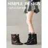 Botas Xiao Mei Botas Martin Estilo Novo Botas Curtas Femininas Botas de Couro Macio Outono Inverno Versátil Calças de Pernas Largas 2026 Bico Fino Salto Escondido