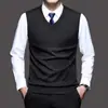 Colete de lã com decote V, malha de outono, cor sólida, camisa base casual para homens de meia-idade, top sem mangas para homens