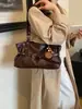 Bolsa Tote de Diseño Nicho Otoño/Invierno 2026 Bolsa de Gran Capacidad Moda Textura Casual Personalidad Bolso de Hombro para Mujer