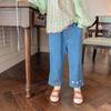 Pantalones para Niños 2026 Estilo Otoño Jeans Bordados Ajustados Estilo Coreano para Niñas Pantalones Casuales de Patchwork de Color Sólido para Niños Mo Xiaomeng