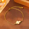 Pingente de cruz estilo europeu e americano, pulseira de aço inoxidável 316, banhada a ouro 18k, à prova d'água e resistente à descoloração, um acessório de joia natural leve e luxuoso para mulheres