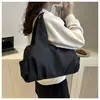 Bolsa plissada da moda para mulheres, novo estilo 2026, bolsa de ombro versátil para o dia a dia, grande capacidade, bolsa tote casual moderna, transfronteiriça