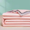 Colcha de Seda Gelada Refrescante de Verão, Lavável à Máquina, Suave como Seda para Dormir Nu, Conjunto de Colcha para Uma Pessoa, Colcha de Ar Condicionado de Quatro Peças