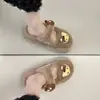 Pantuflas antideslizantes casuales y versátiles para interior, colección de invierno 2026, con lindos diseños de gatos de dibujos animados, suelas gruesas y cubiertas peludas para los dedos.