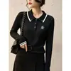 Suéter de Punto Trenzado Estilo Universitario Francés 2026 con Cuello Polo Bordado, Nuevo Top de Contraste de Color Vintage de Alta Gama Otoño/Invierno para Mujer